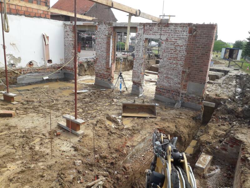 Realisatie 24 van Bouwen-Verbouwen — bouw- en renovatiewerken